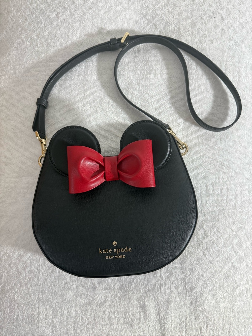 Kate Spade Disney Minnie Mouse Small Black Handbag with Red Bow. Pre- Loved - Picture 3 of 10